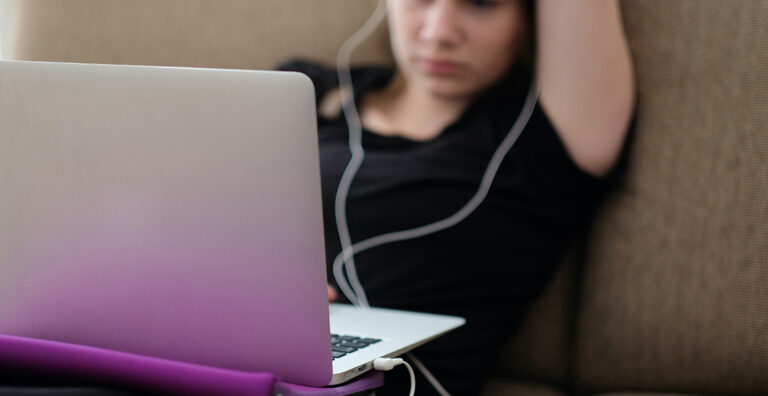 „Zoom Fatigue“ – Müde vorm Bildschirm